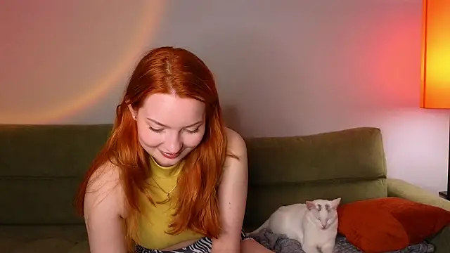 katecumstrue live cam on StripChat