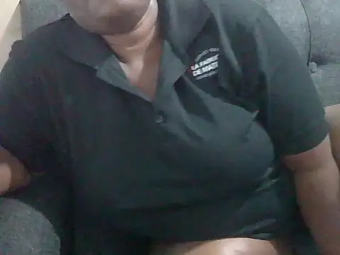 Sexy_gyaly webcam