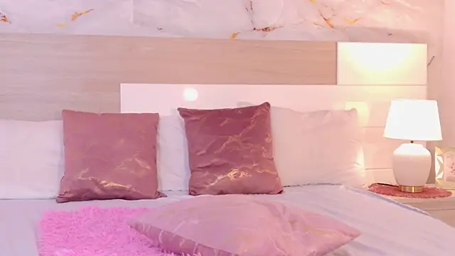 NinaGarcia webcam