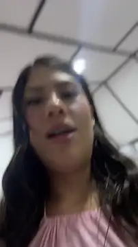 isis_cute_ webcam