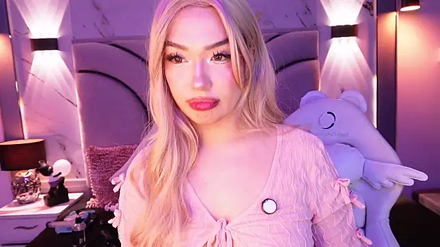 Mk_ultraa webcam