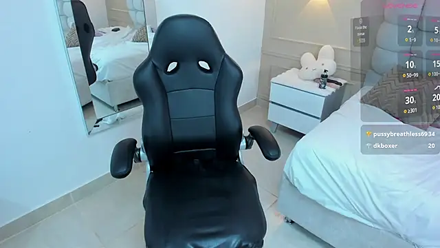 MEREDITHBENSON webcam