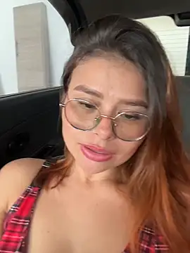 IvonnyMiller_ webcam