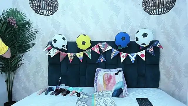 Ariana_Diosa webcam