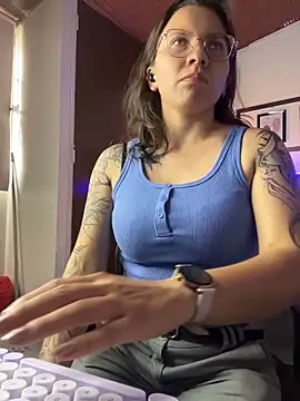 karlamorris_ webcam