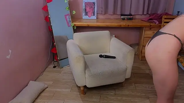 too_sexxxy webcam