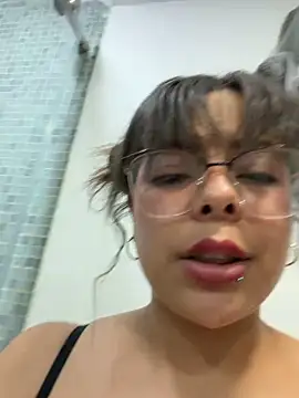 MiaCollinssx webcam