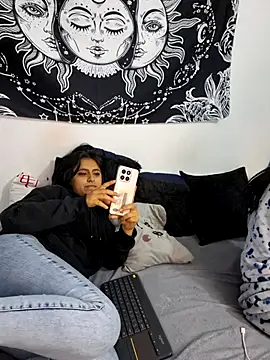 emily_n_abby webcam