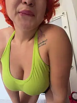 violet-grey webcam
