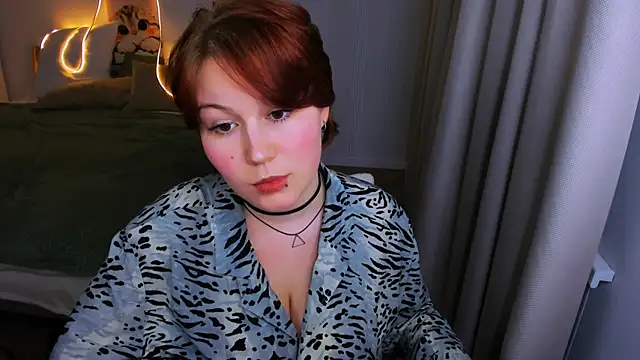 MiaLacrice webcam