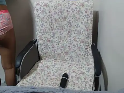 Hot_Pussyxx webcam