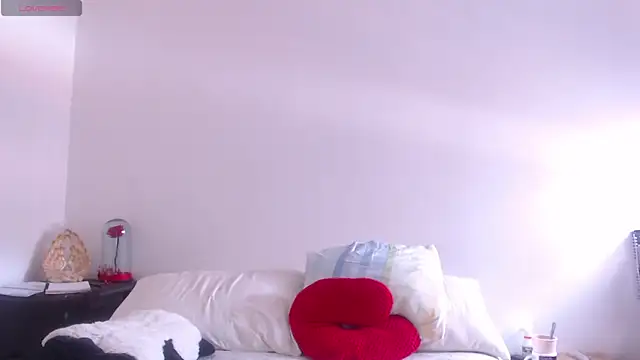 AuraFuego live cam on StripChat