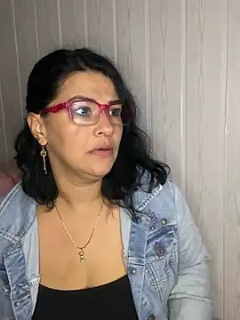 Selin_Sweet9 live cam on StripChat