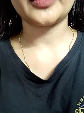 Wild-janvi live cam on StripChat