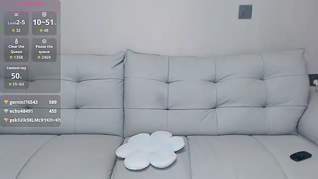 sunny-9696 live cam on StripChat