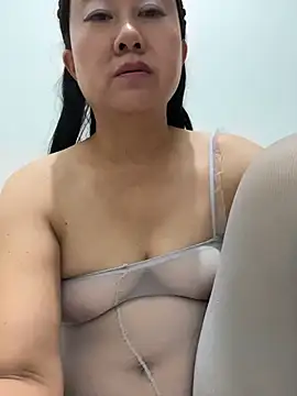 mmyun6 live cam on StripChat