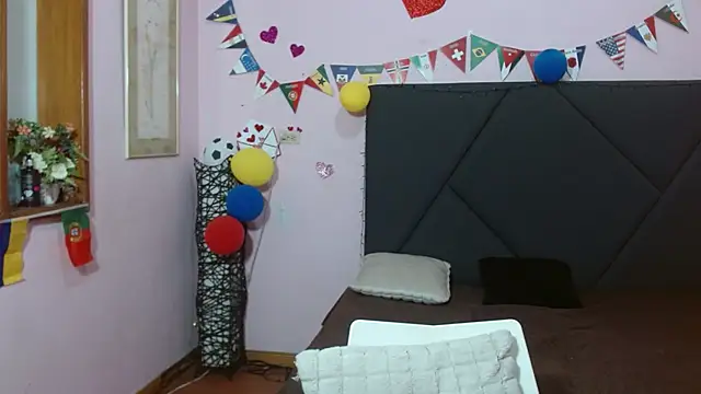 pamela_echeverria live cam on StripChat