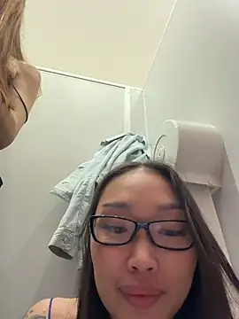 trytomakememoam webcam