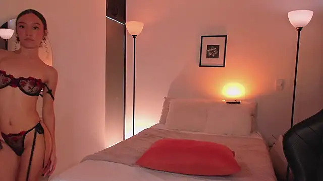 ChloeMoreti webcam