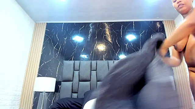 BustyGlow webcam
