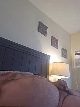 Roddog18 live sex cam