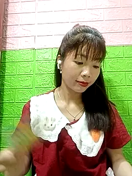 AmyLinee01 webcam