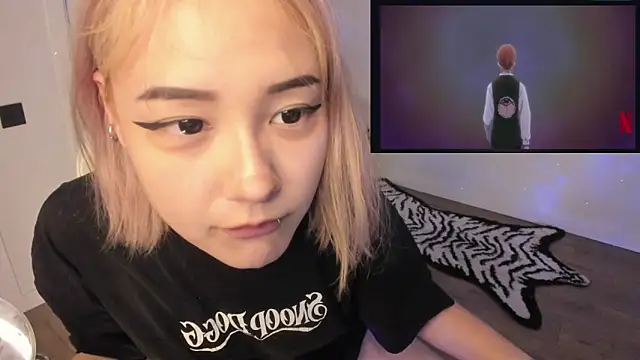 ka00ru_chan webcam