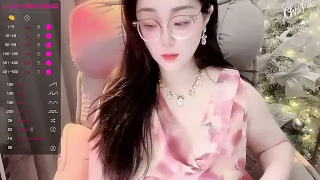 Monica-666888- webcam