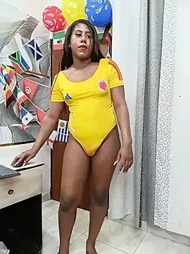 Model: CamilosaOrtega