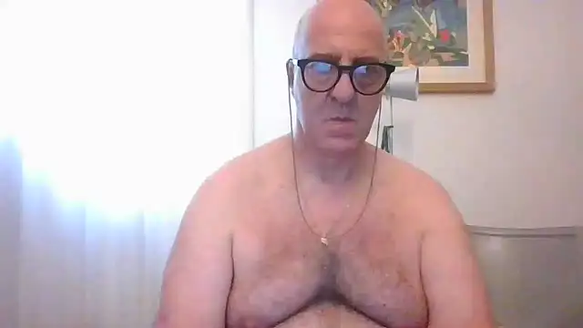ANONIMO7735 live cam on StripChat