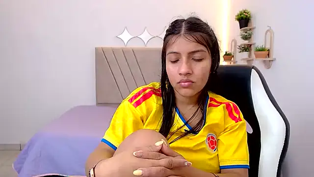 zara_cute webcam