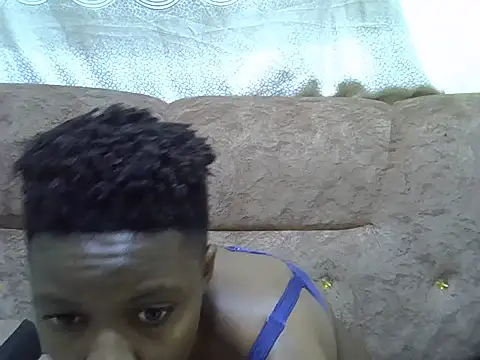 prettyy_joy webcam