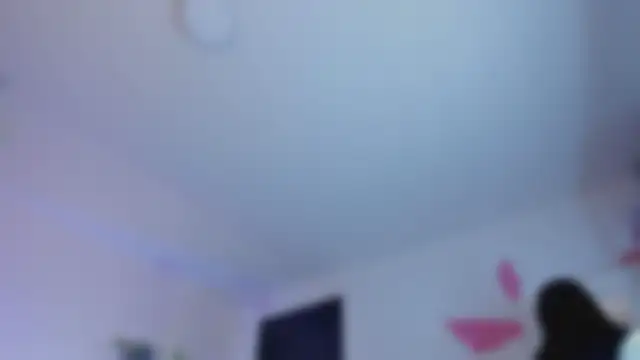 YariRose webcam