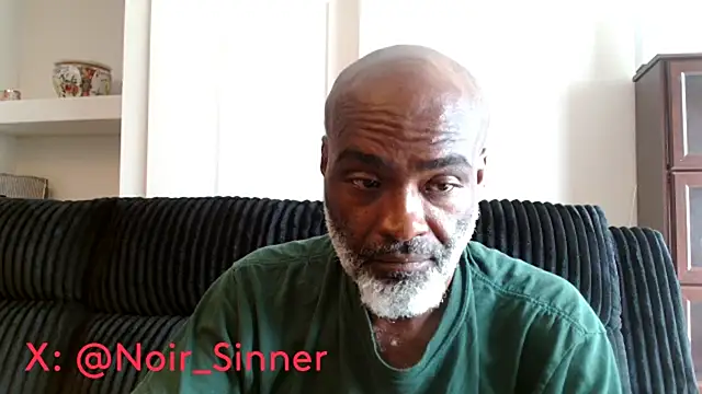 sinnernoir (M mature) - naked