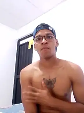 max22cmz webcam stripchat model stream image