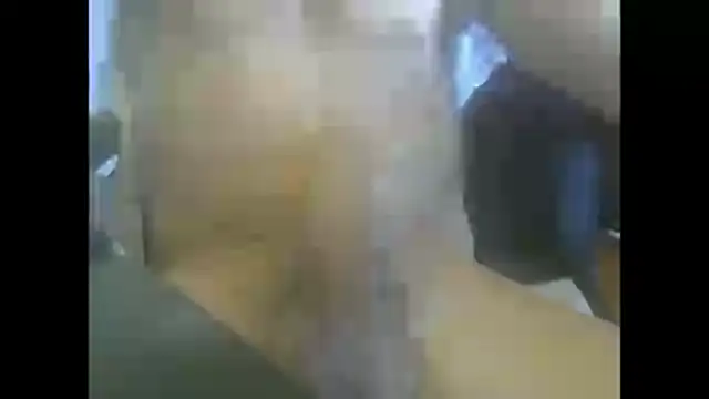 CuteMuscledHung webcam