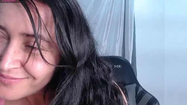 carla_slut_naugthy webcam