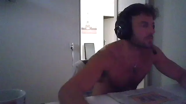 alpha-hunk webcam