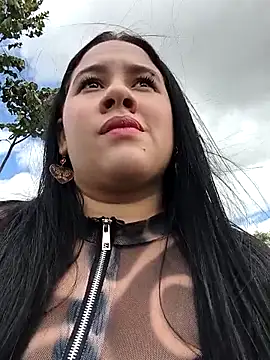 Kendra-daring webcam
