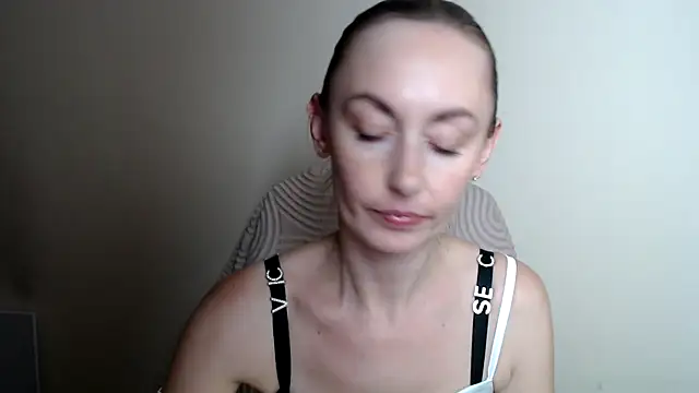 LiaSeass_ webcam