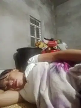 Moon_squirtt webcam