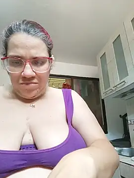 karlythoth@xh webcam