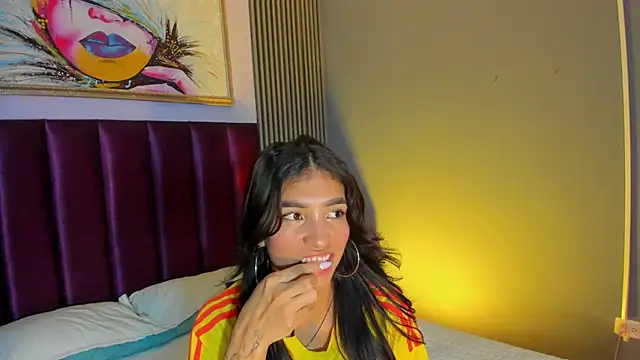 LauraAristizabal webcam