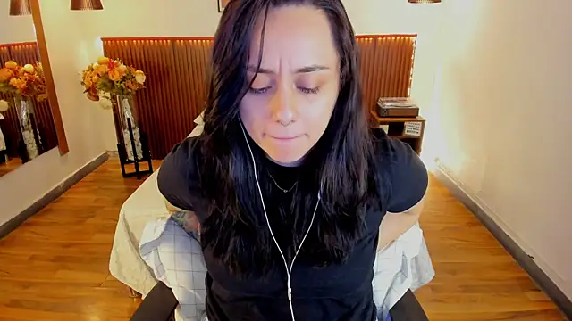 KatherineBond webcam