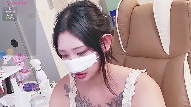 Milk_Sola webcam