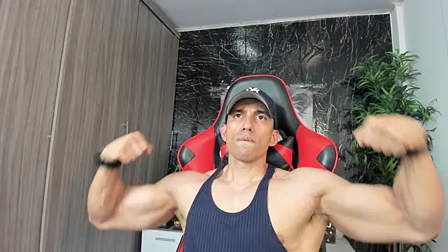 Erik_castle webcam