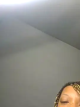 KinkeeKaee webcam