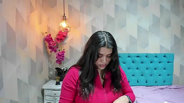 LindaBreeS webcam