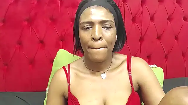 SpicyQueenxxxx webcam