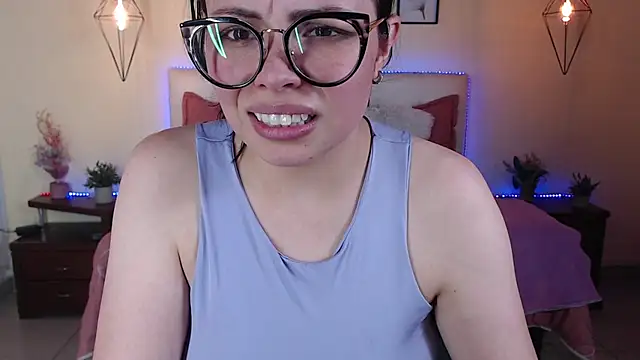 Megan_05_ webcam